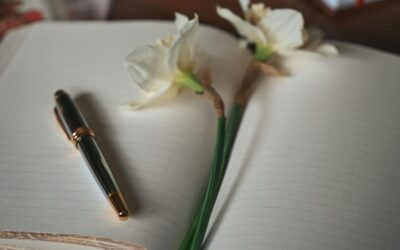 6 Journaling Prompts to Help You Improve Communication